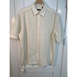 Centro Guayabera Cream Short Sleeve Shirt Pleated Embroidered Button Up / SZ XL